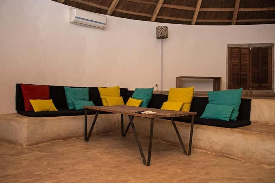 Le Campement Villa Bamako Buitenkant foto